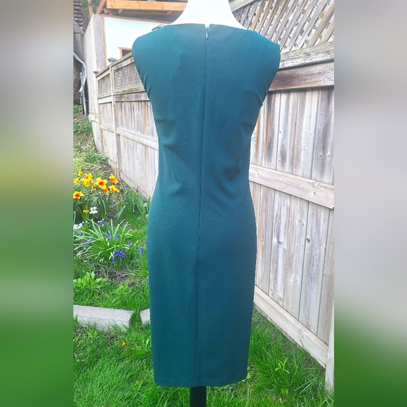 NWT Calvin Klein Beaded Sheath Dress, Green, Size 12 - Picture 3 of 12